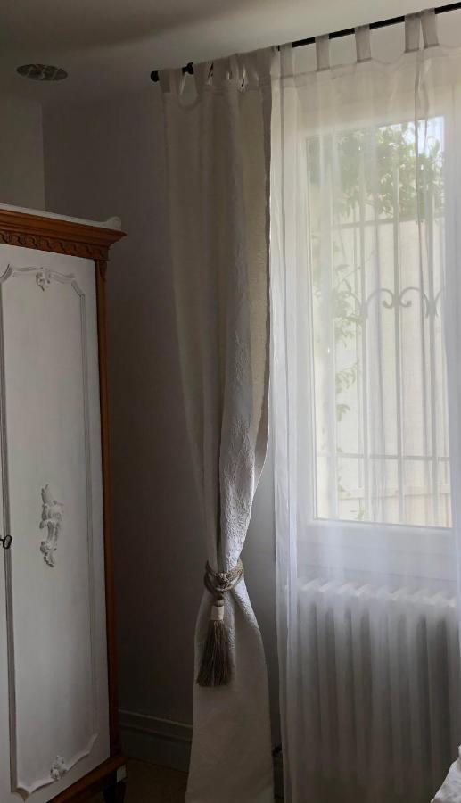 Lulu en Provence Bed and Breakfast LʼIsle-sur-la-Sorgue Exterior foto
